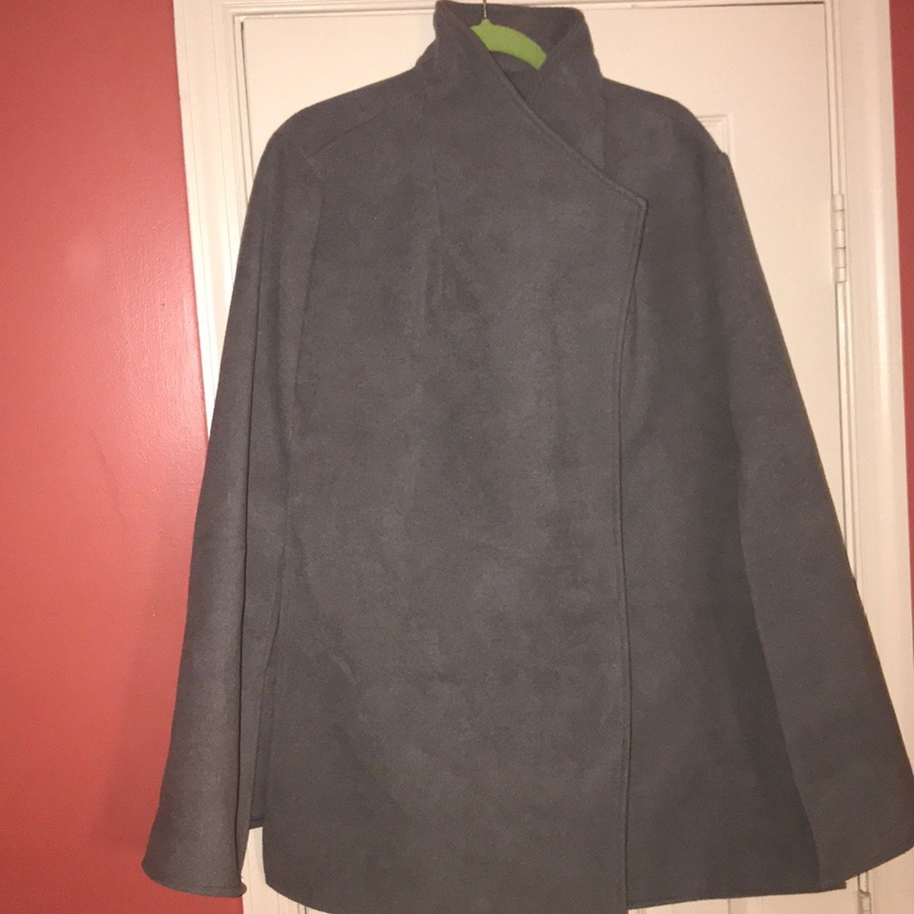 Grey high neck Double breasted snap front Cape 1x